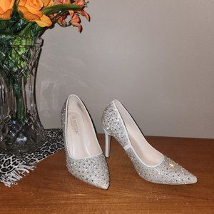 David's Bridal De Blossom Pumps